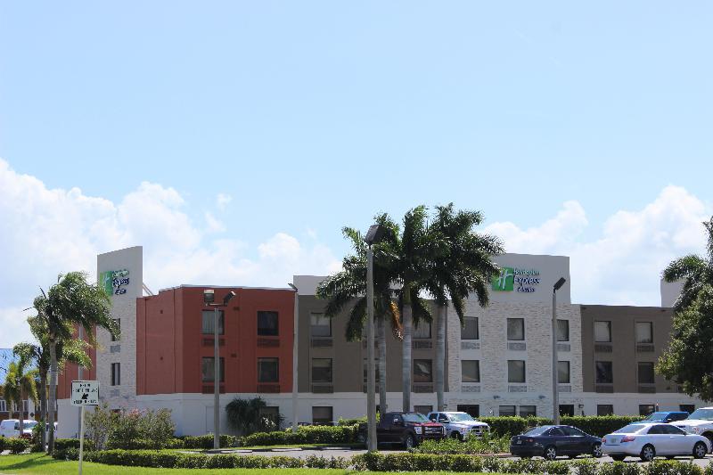 Holiday Inn Express Hotel & Suites Clewiston By Ihg Luaran gambar